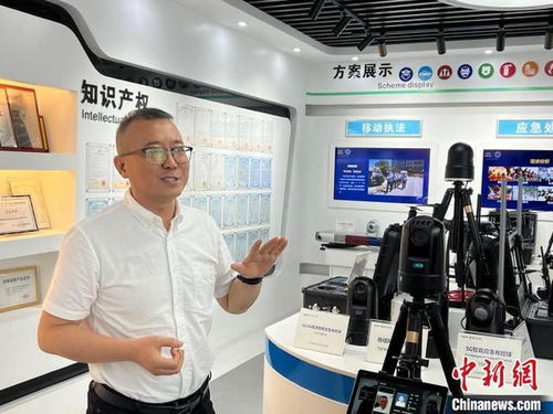 合肥 以新興產(chǎn)業(yè)為引擎，以“科大硅谷”為載體，驅(qū)動(dòng)技術(shù)開發(fā)與創(chuàng)新